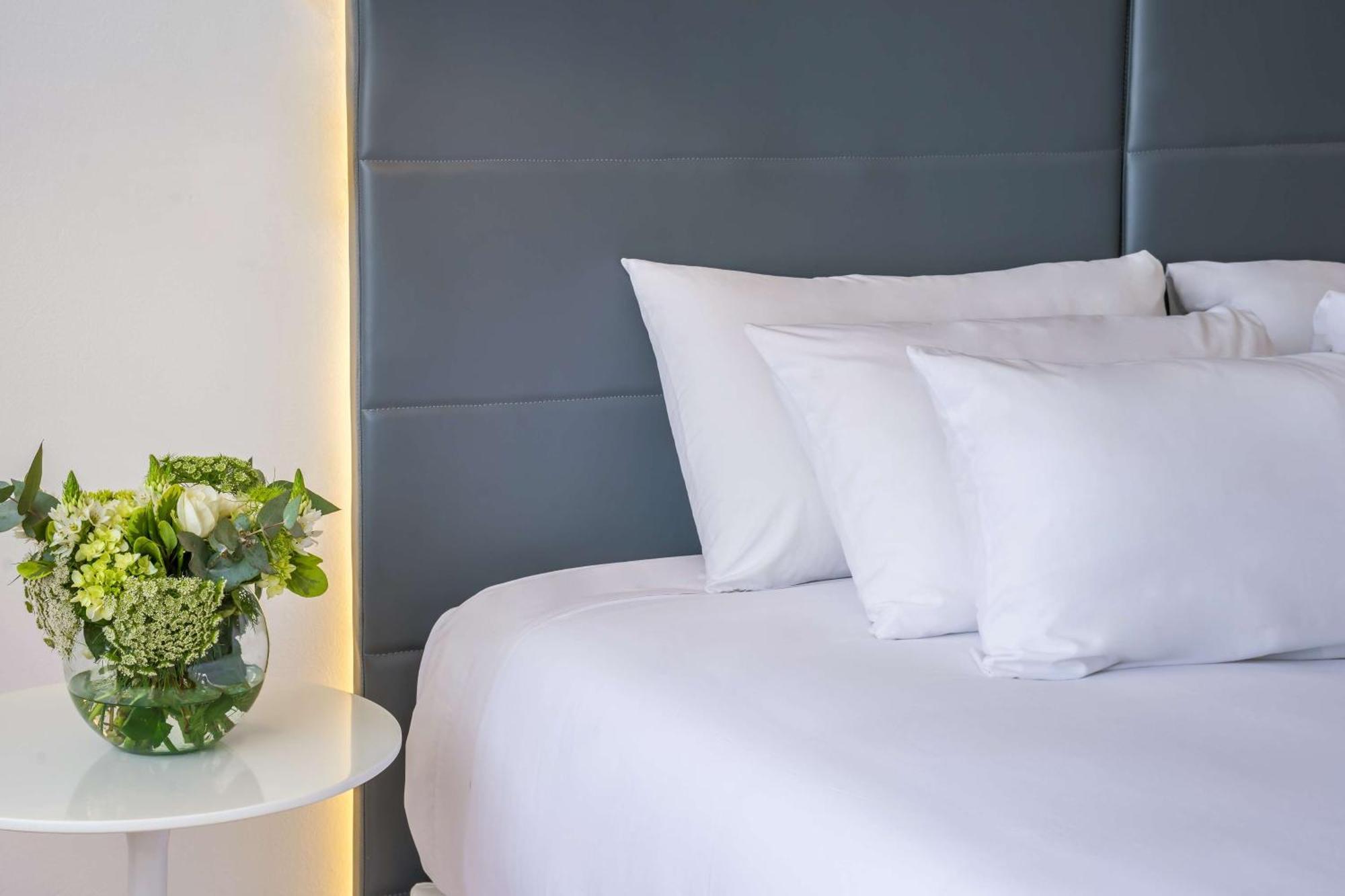 Nh Collection Constanza Hotel