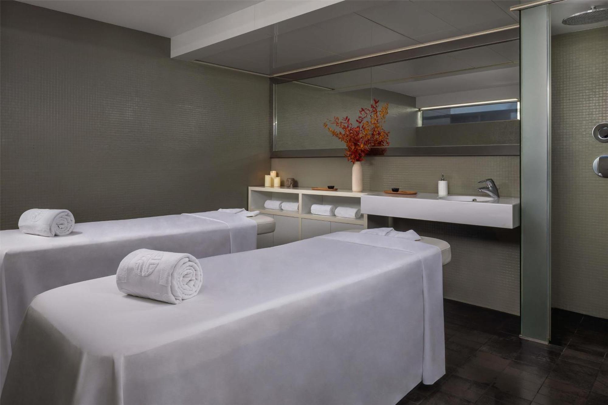 Hotel Nh Collection Constanza 4*